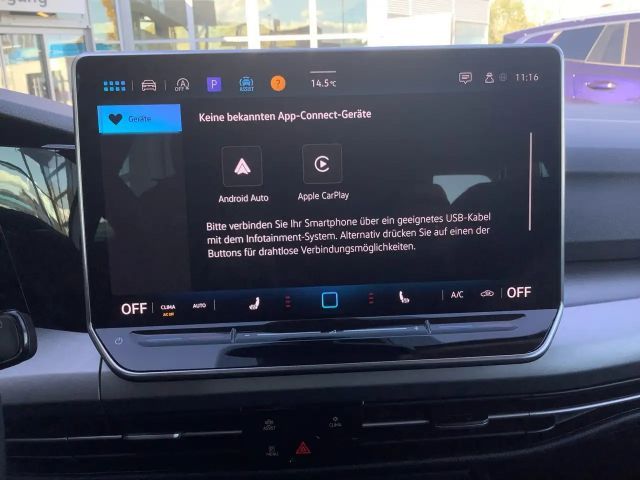 Volkswagen Golf 1.5 TSI Life Variant