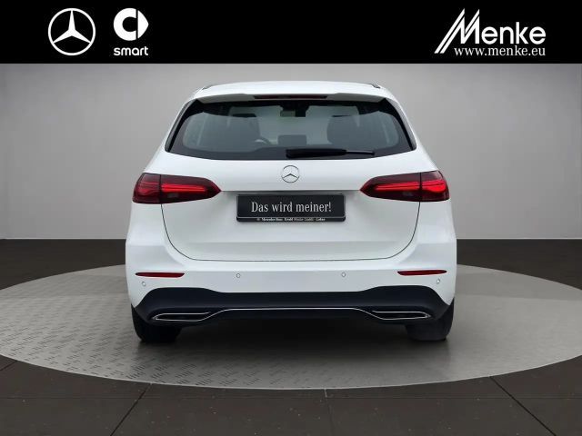 Mercedes-Benz B 180 Kamera+Elektr.-Heckkl+Leder+LED+Lenkradhzg