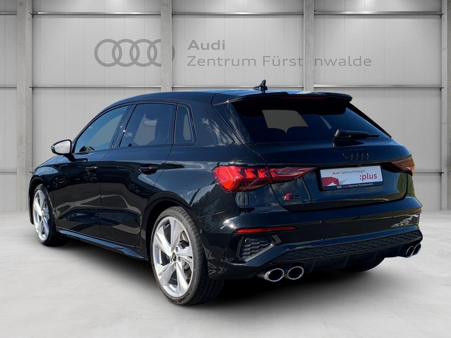 Audi S3 2.0 TFSI Quattro S-Tronic Sedan Sportback