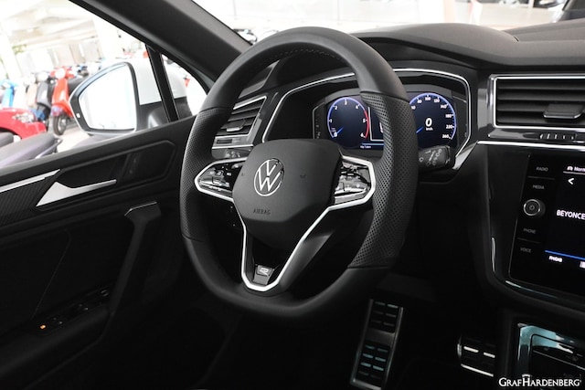 Volkswagen Tiguan 4Motion DSG R-Line