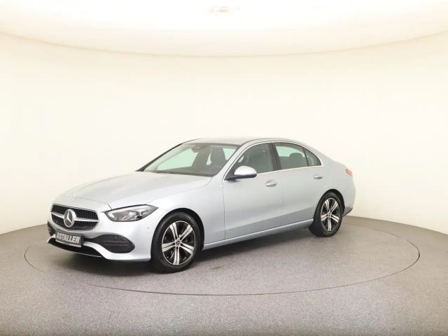 Mercedes-Benz C 180 AVANTGARDE Sedan