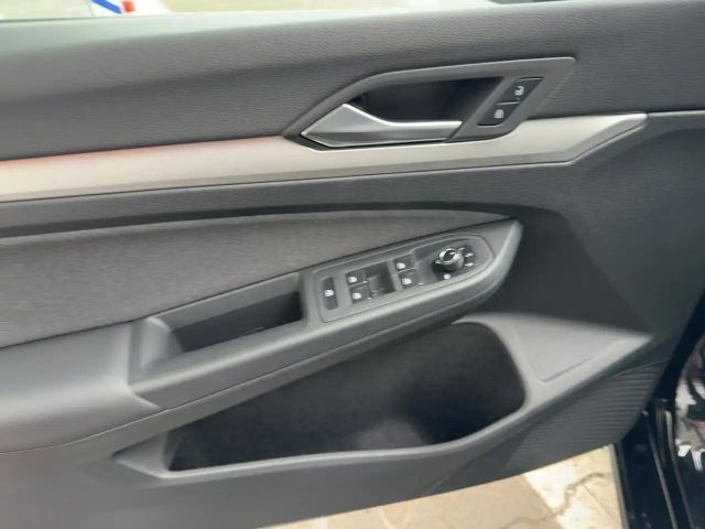 Volkswagen Golf 1.5 TSI Golf VIII Life Variant