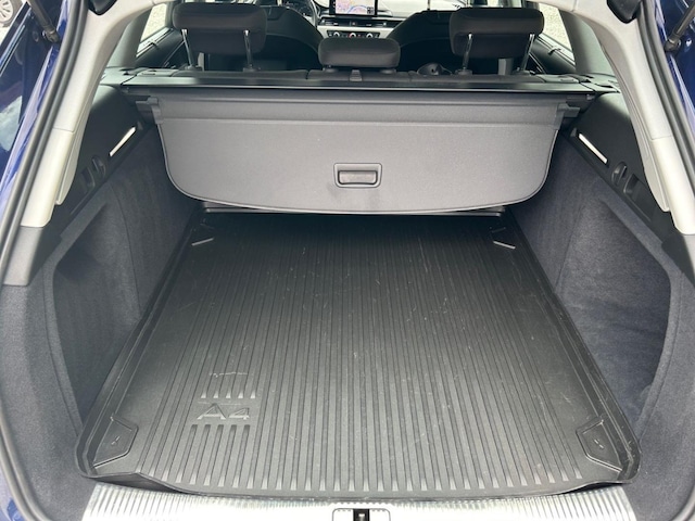 Audi A4 35 TFSI Avant S-Tronic
