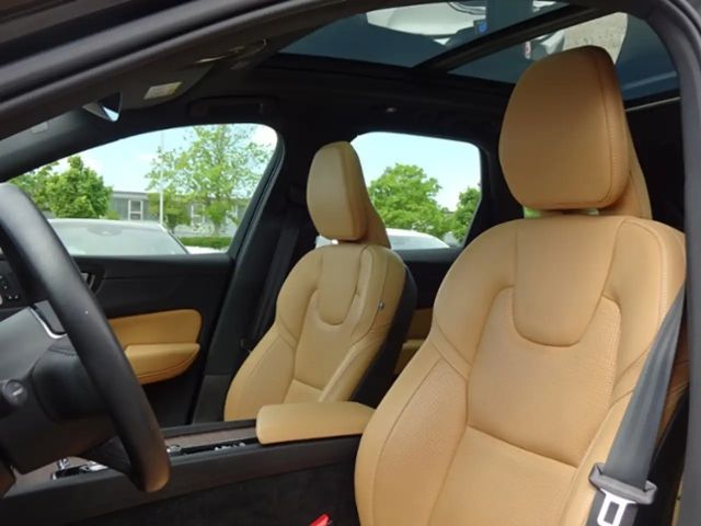 Volvo XC60 AWD Inscription T8