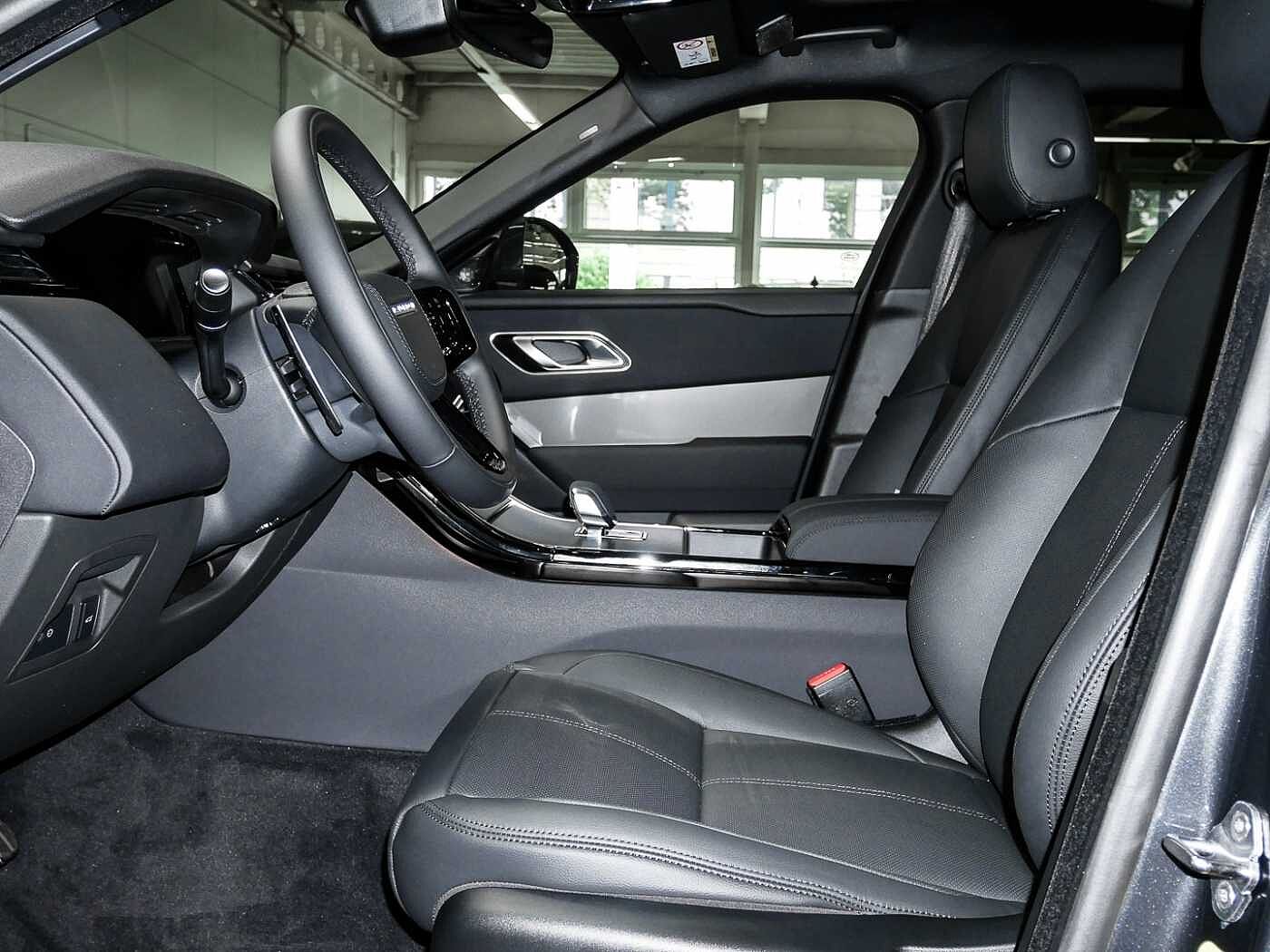 Land Rover Range Rover Velar Dynamic SE