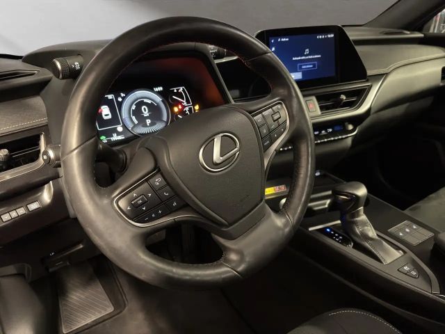 Lexus UX 250h