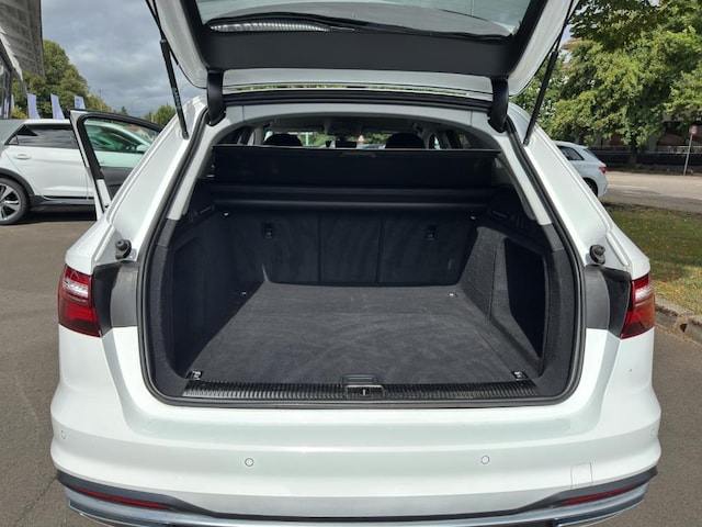 Audi A4 35 TFSI Avant S-Tronic