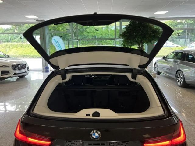 BMW 320 320d Touring xDrive