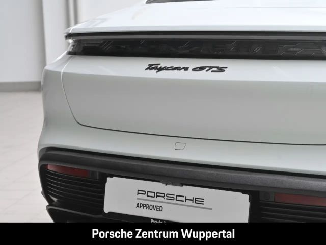 Porsche Taycan GTS