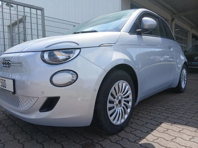 Fiat 500e 500 e Cabrio Blue Edition
