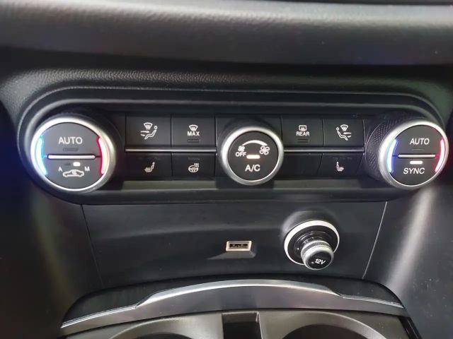 Alfa Romeo Stelvio AWD