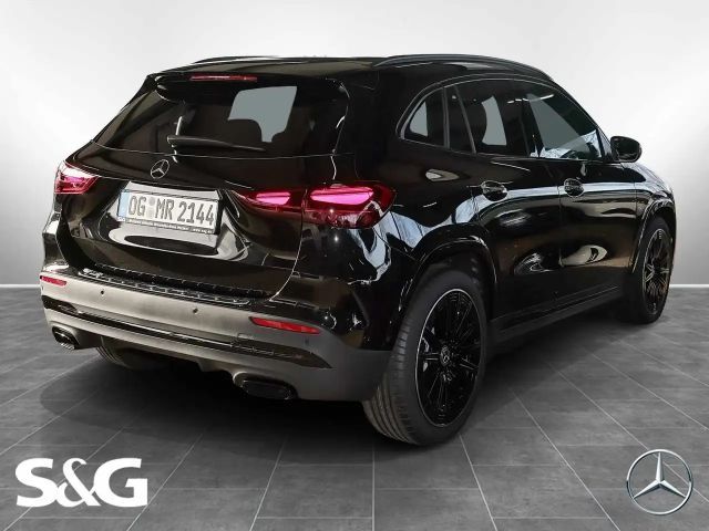 Mercedes-Benz GLA 220 4MATIC AMG Line