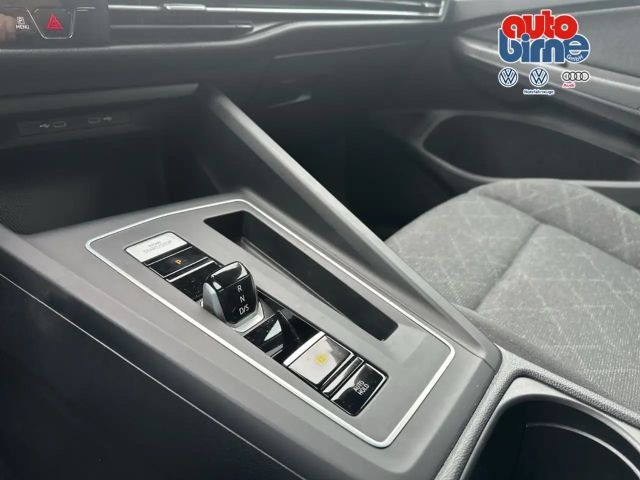 Volkswagen Golf 2.0 TDI Golf VIII Life Variant