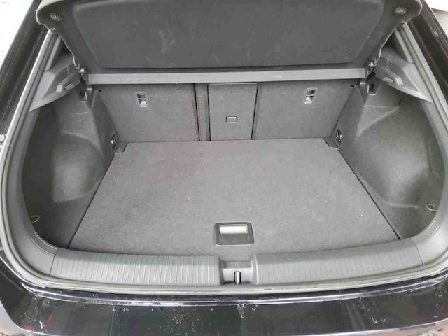 Volkswagen T-Roc Akrapovic/ BeatsAudio Keyless Access