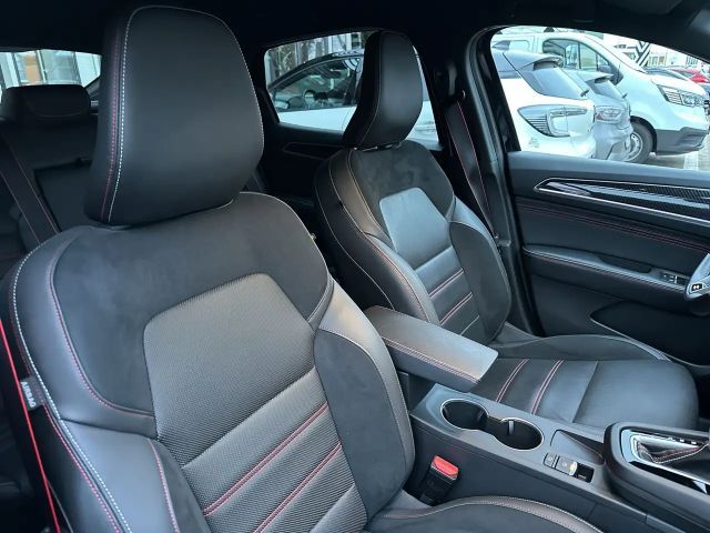 Renault Arkana Hybrid RS TCe 160