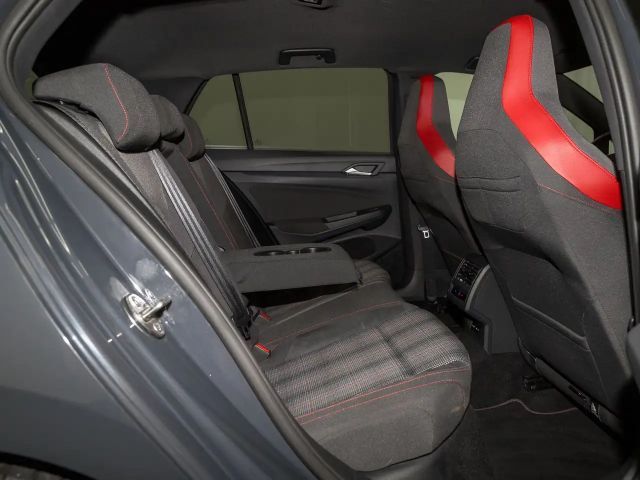 Volkswagen Golf GTI Style