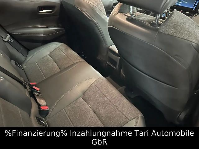 Toyota Corolla Hybride Team D