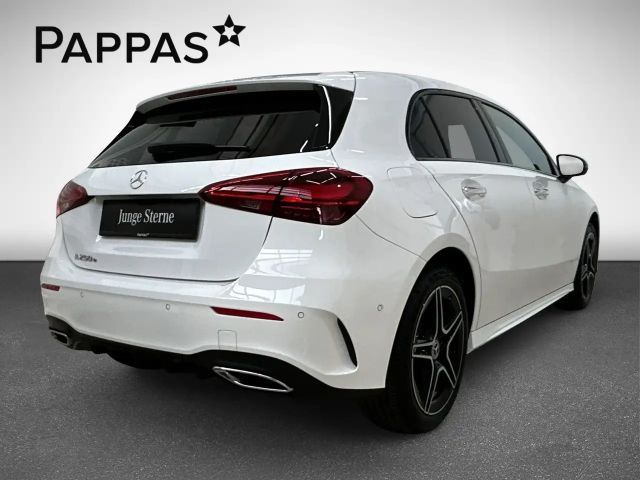 Mercedes-Benz A 250 A 250 e Hatchback