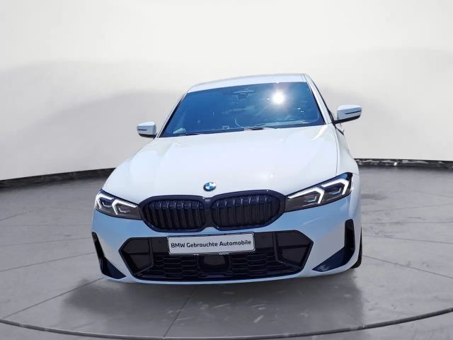 BMW 320 320d M-Sport Sedan xDrive