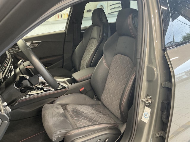 Audi S4 Avant Quattro