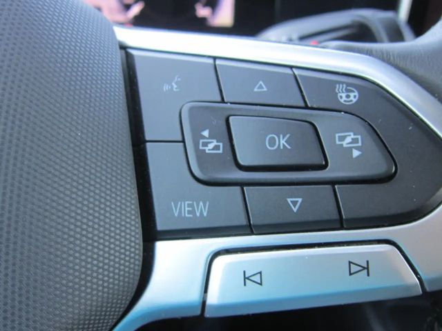 Volkswagen Passat 1.5 eTSI Business Variant