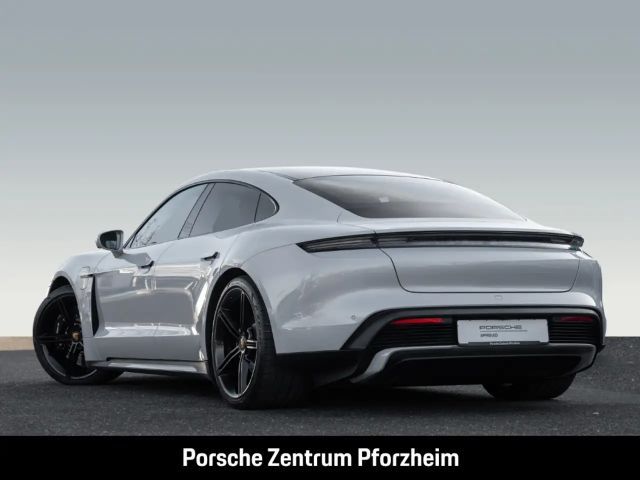 Porsche Taycan Turbo