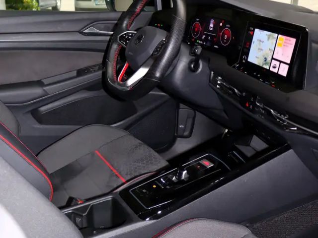 Volkswagen Golf 2.0 TSI DSG GTI