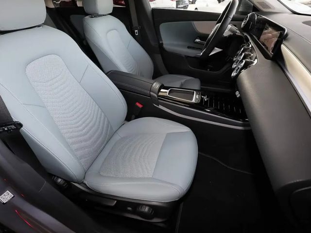 Mercedes-Benz CLA 180 Coupé