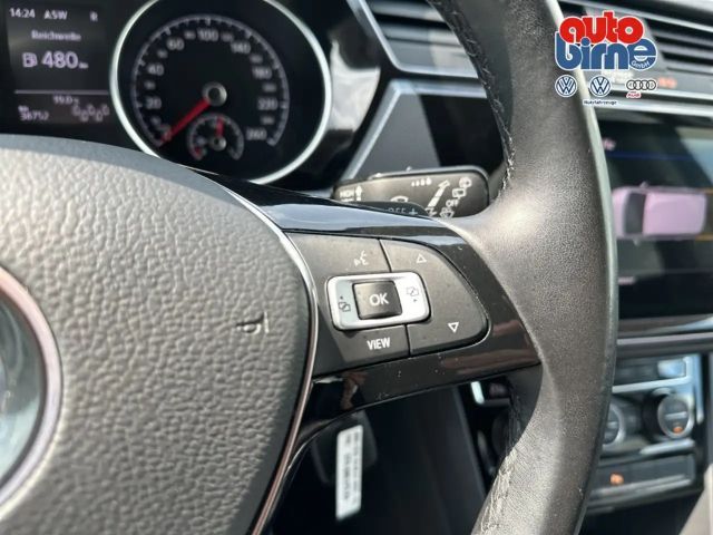 Volkswagen Touran 1.5 TSI DSG