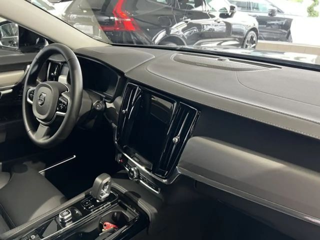Volvo V90 AWD Dark Plus Recharge T6