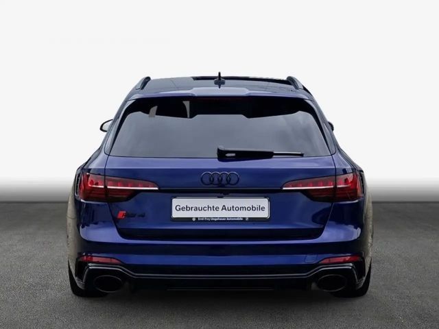 Audi RS4 Avant Quattro