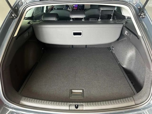 Seat Leon 1.5 eTSI DSG FR-lijn Sportstourer