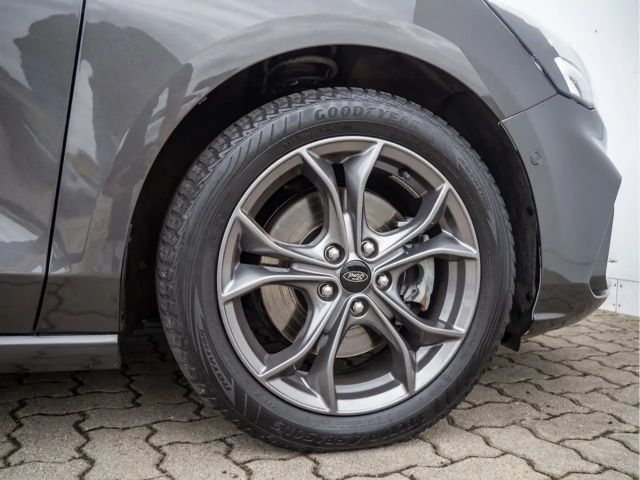 Ford Focus ST Line Wagon