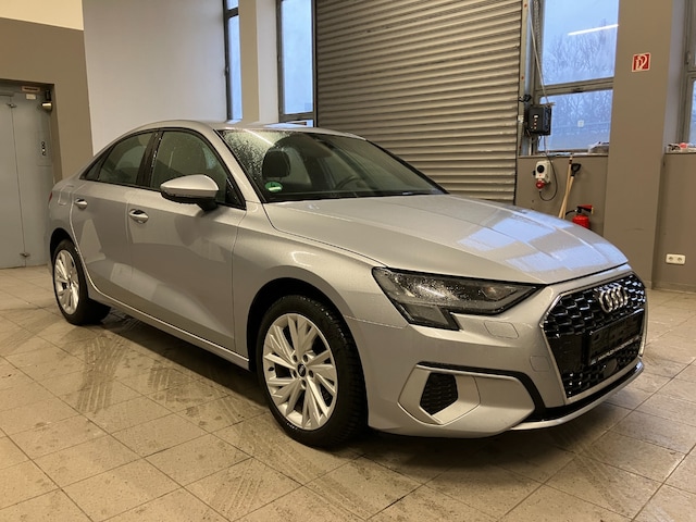 Audi A3 30 TFSI S-Tronic Sedan
