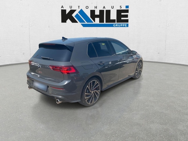 Volkswagen Golf 2.0 TSI DSG