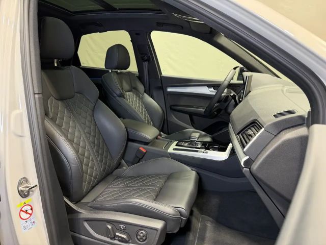 Audi SQ5 TDI | MATRIX NAVI PANO AHK STDHZG