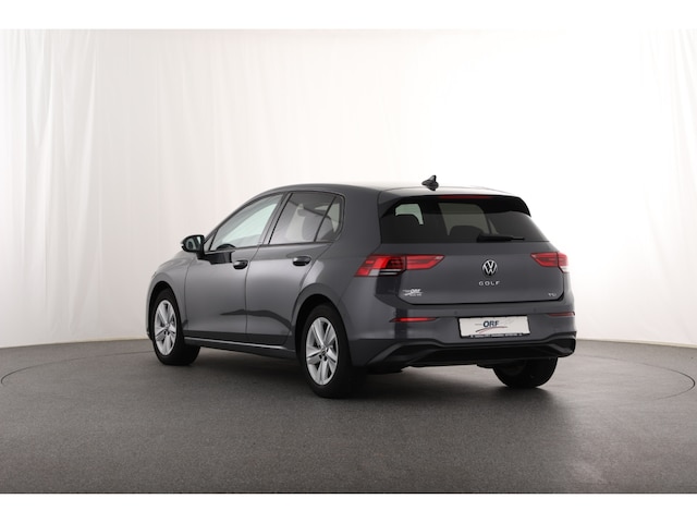 Volkswagen Golf 1.5 eTSI DSG Golf VIII Life Pro