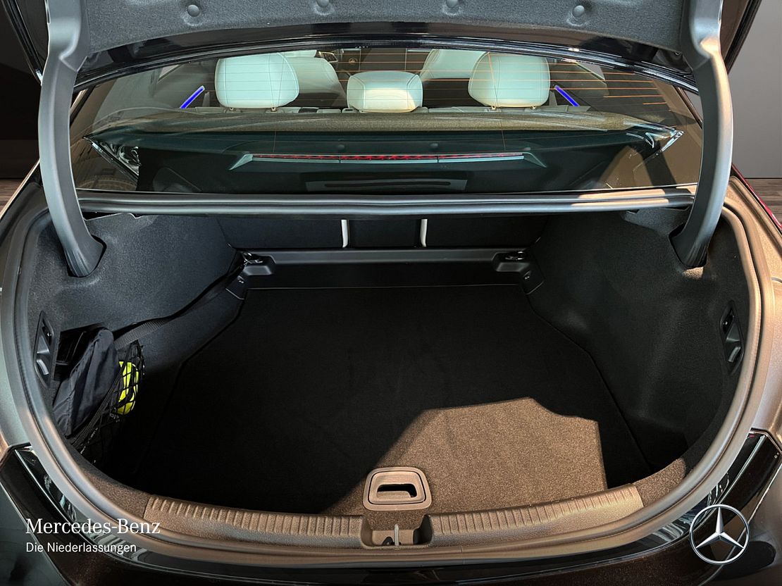 Mercedes-Benz C 180 Sedan