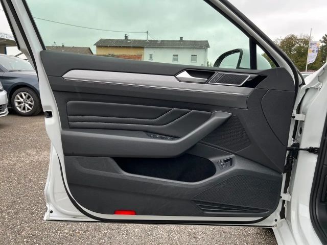 Volkswagen Passat DSG GTE Variant