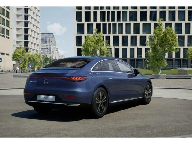 Mercedes-Benz EQE 300 Sedan
