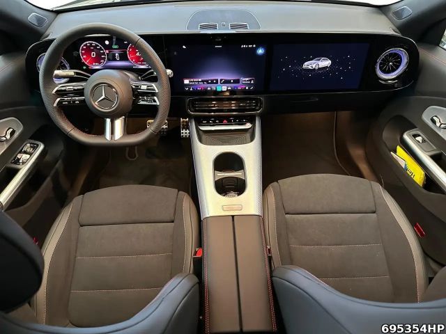 Mercedes-Benz CLA 200 AMG Line Coupé Premium