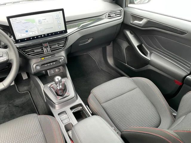 Ford Focus ST Line Wagon