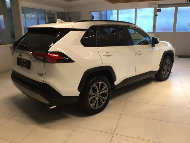 Toyota RAV4 Active Vierwielaandrijving
