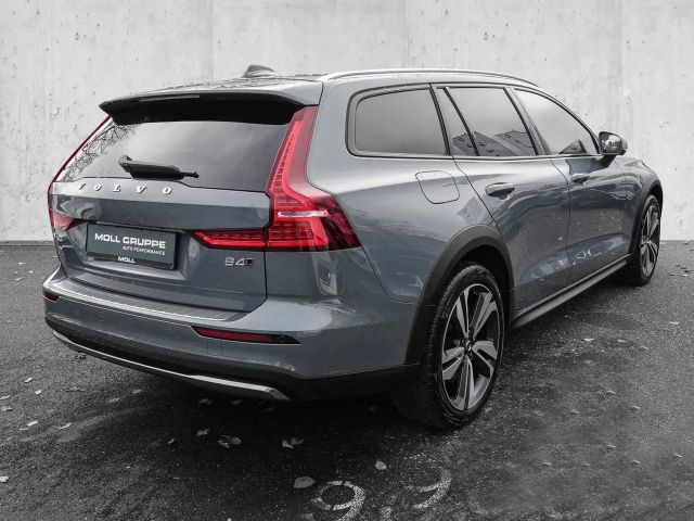 Volvo V60 AWD Plus