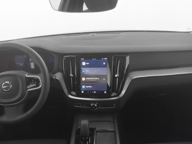 Volvo V60 Cross Country AWD Plus