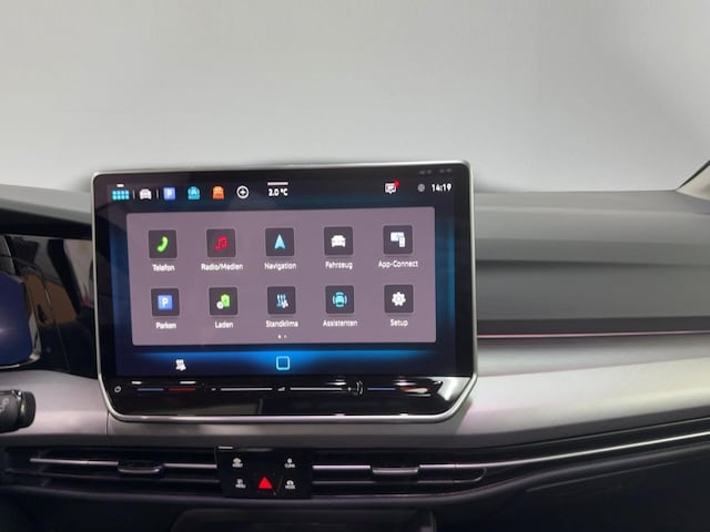 Volkswagen Golf Life eHybrid