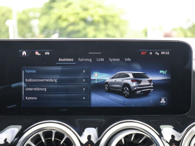 Mercedes-Benz GLA 180 