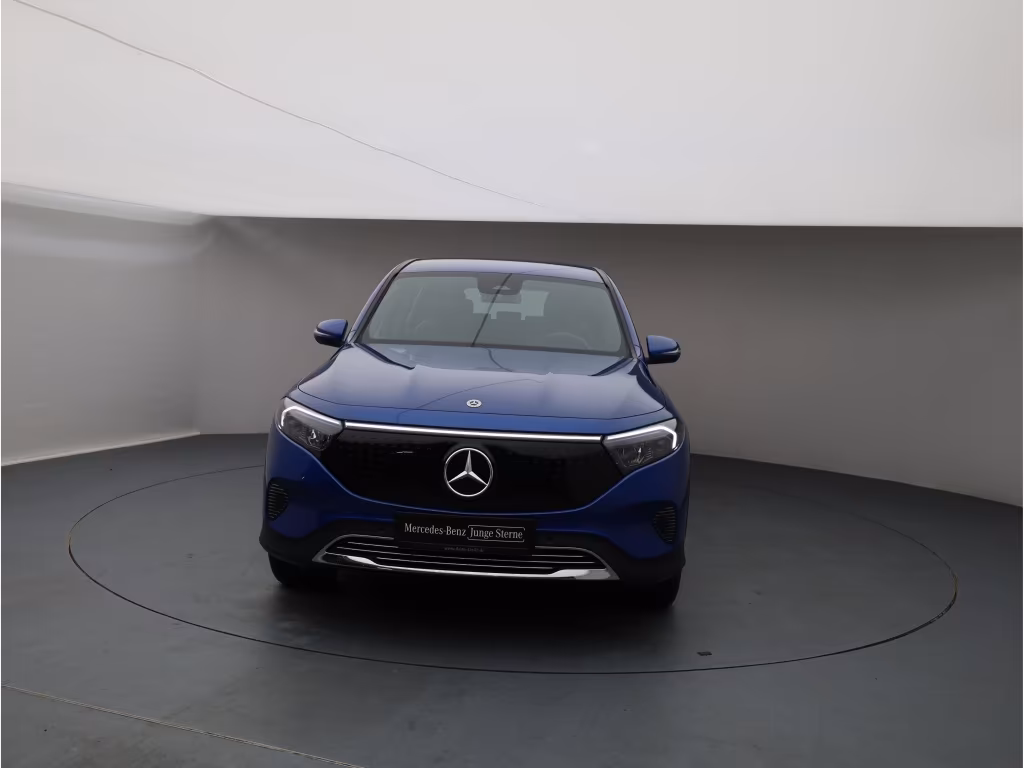Mercedes-Benz EQB 300 4MATIC Progressive