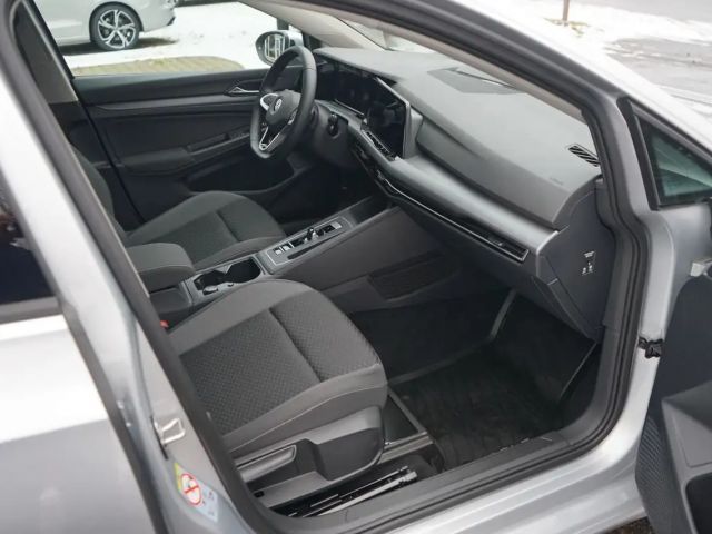 Volkswagen Golf 1.5 eTSI Golf VIII