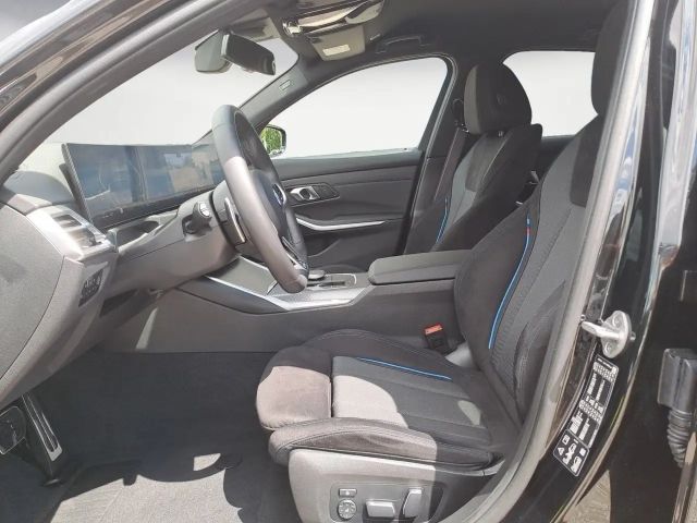 BMW 320 320d M-Sport Sedan xDrive